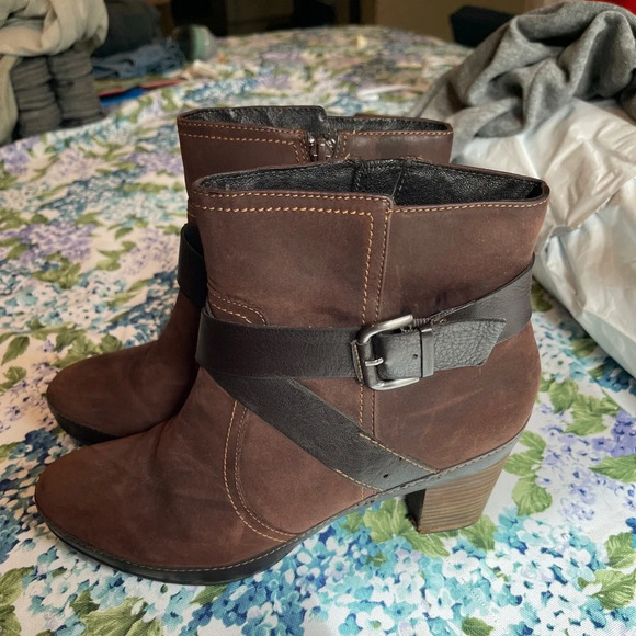 Clarks Shoes - Clarks Artisan Fall Boots size 9.5